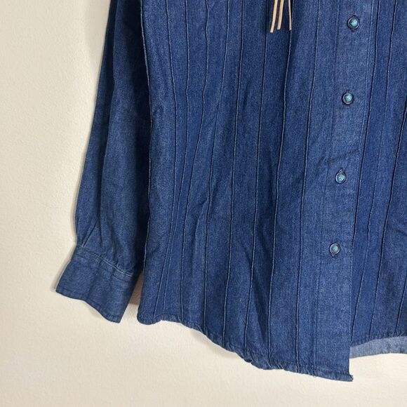 Vtg wanted Boho Western Fringe denim shirt button up with tassle size small cute - Picture 3 of 9